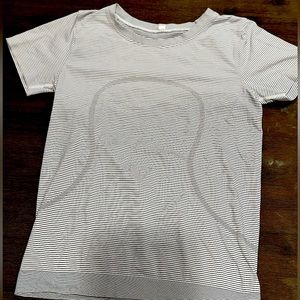 Lululemon Swiftly Tech Short Sleeve Shirt